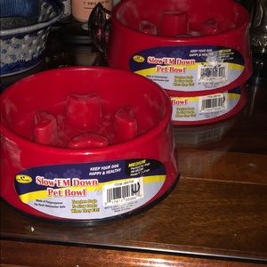 Slow EM Down Pet Bowl- Teaches dog to eat slower🦴